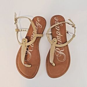 Rampage Nude Studded Thong Flat Sandals Women's Size 6.5